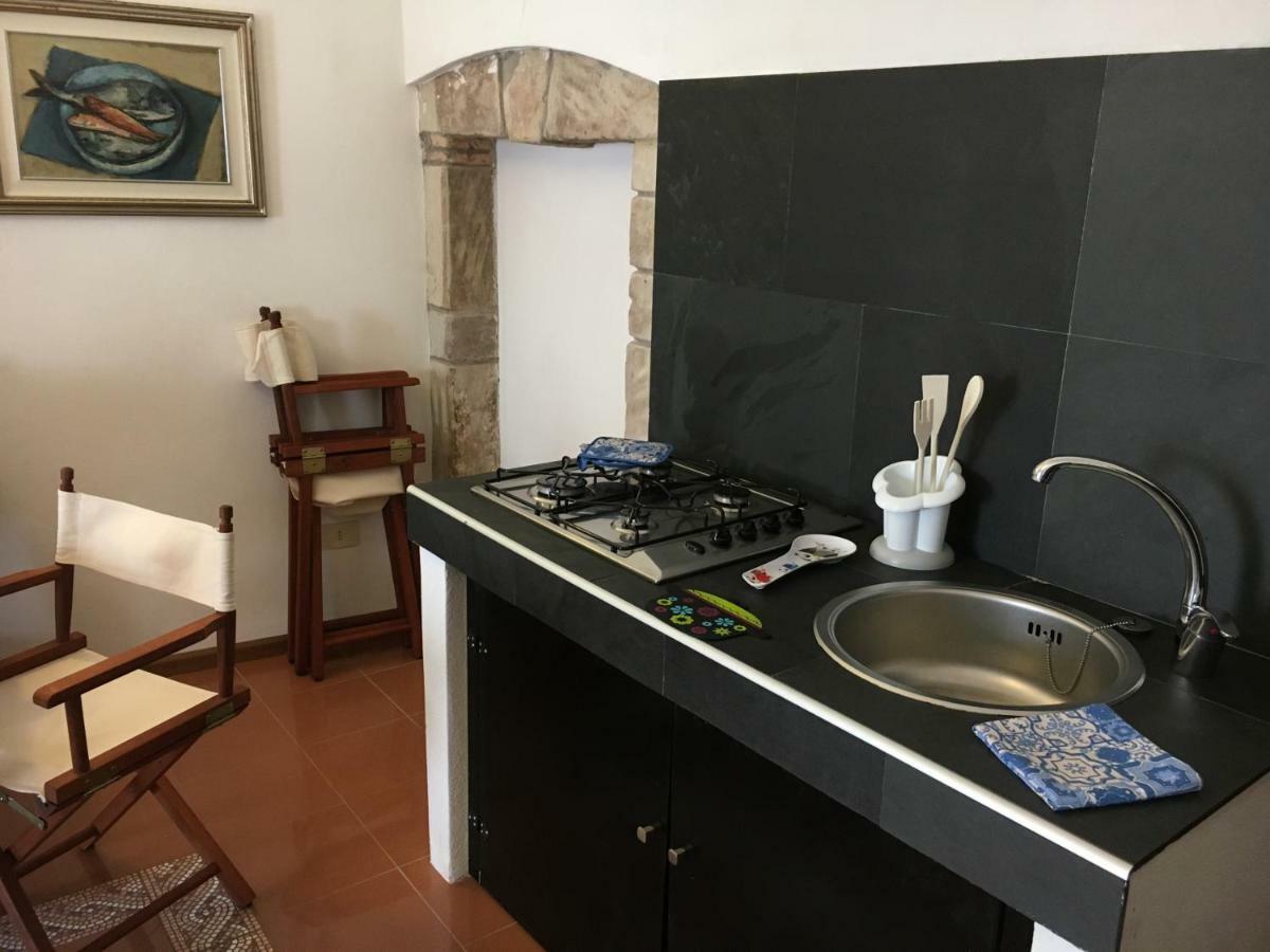 Bed and Breakfast L'Appogghju Castelsardo Exterior foto